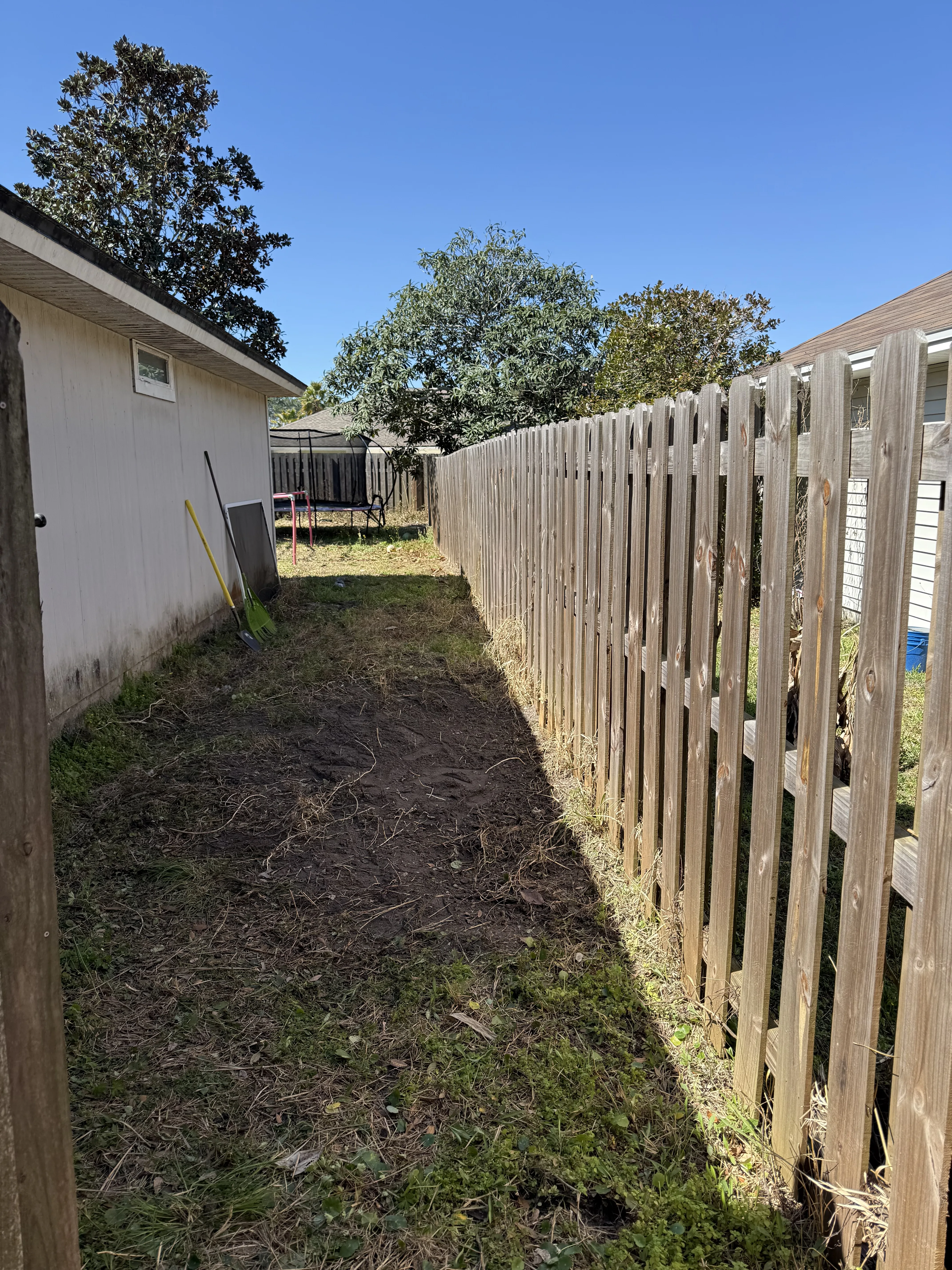 Residential cleanout before and after - Jacksonville FL