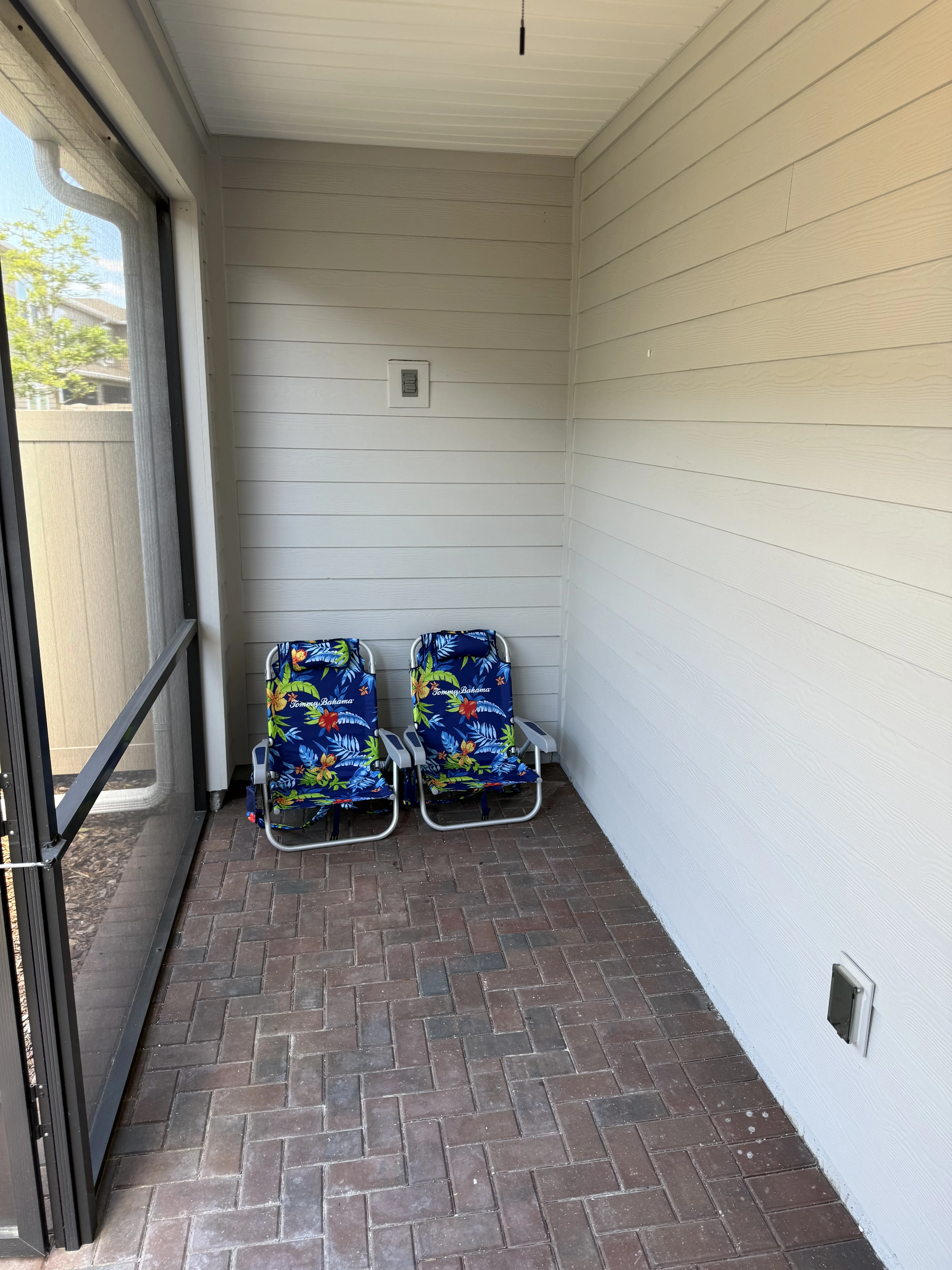 Furniture removal job - Jacksonville FL